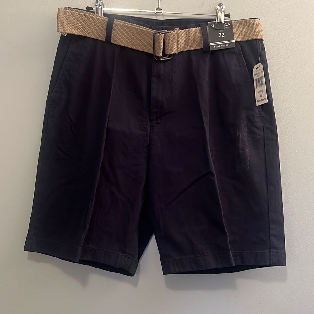Nautica Men's True Navy Flat Front Shorts In Navy (Belt Included) Size 32 NWT